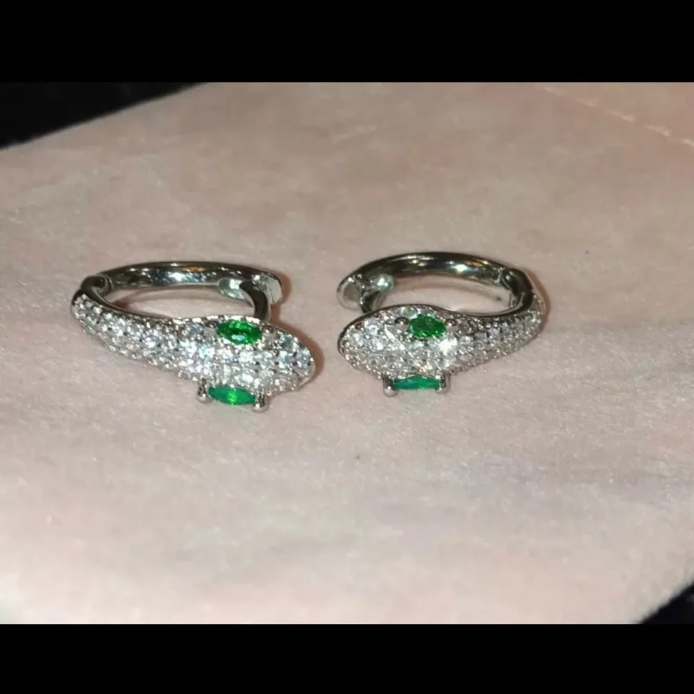 🌟HOST PICK🌟ELEGANT SPARKLING ZIRCON SNAKE 925 STERLING SILVER STUD EARRINGS - Picture 11 of 11